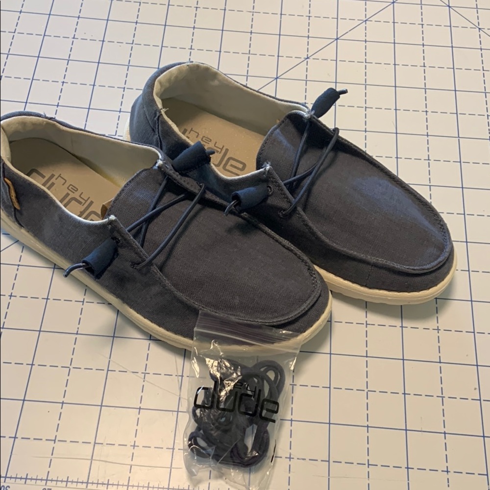 Hey Dude women’s/men’s Casual Gray Shoes